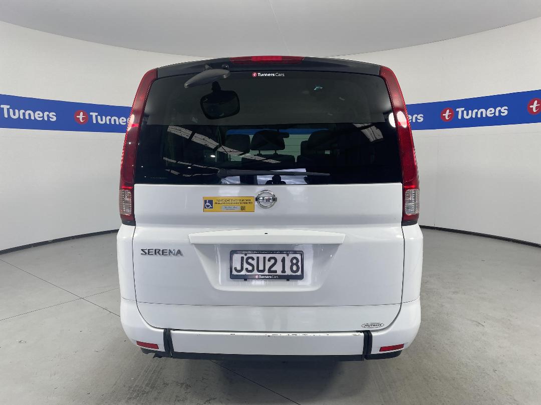 Photo '6' of Nissan Serena