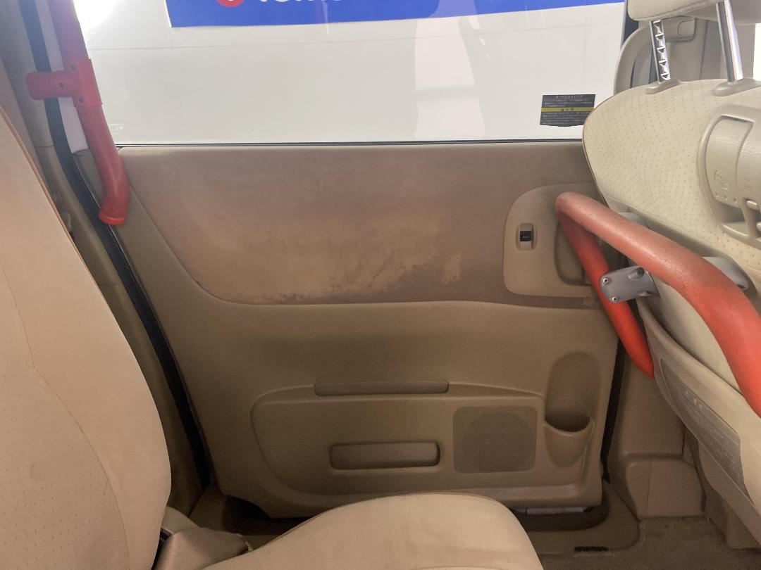 Photo '19' of Nissan Serena