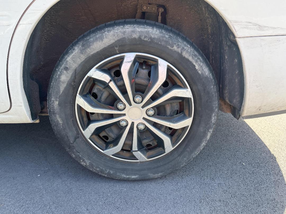 Photo '11' of Nissan Serena Photo '11' of Nissan Serena