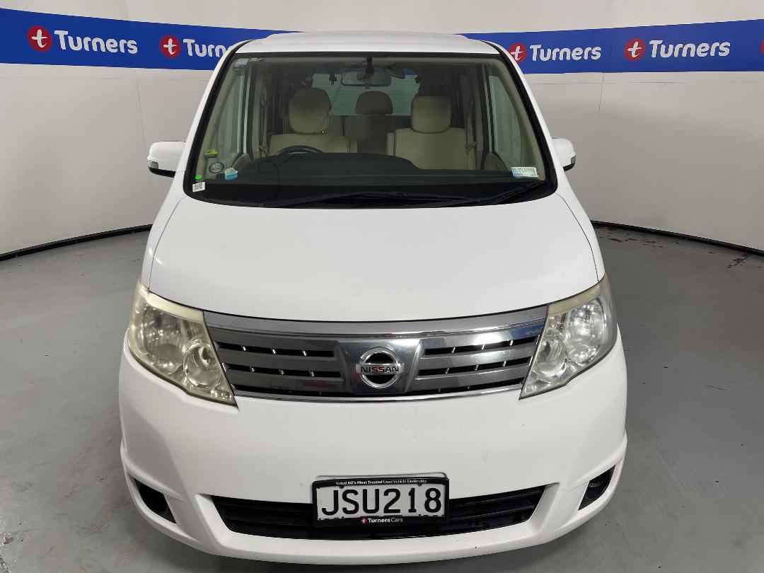 Photo '2' of Nissan Serena