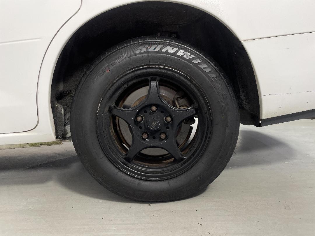 Photo '11' of Nissan Serena