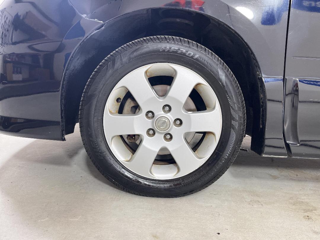 Photo '10' of Nissan Serena