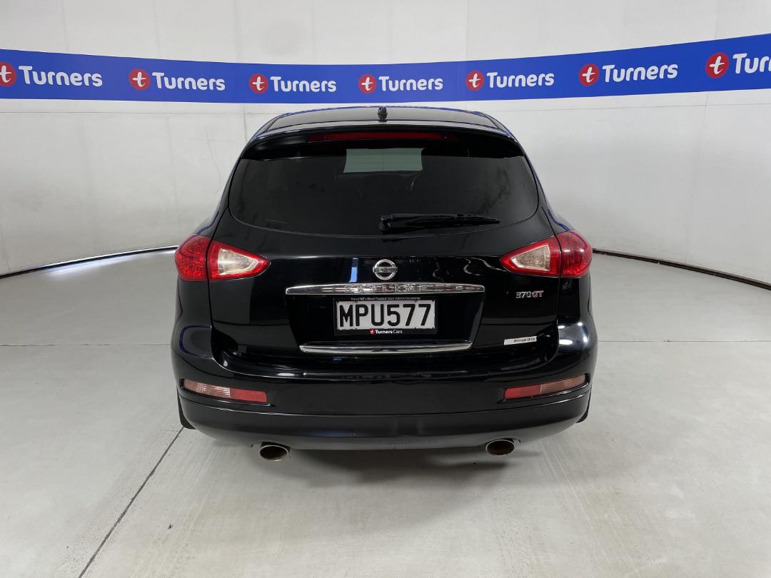 Photo '2' of Nissan Skyline