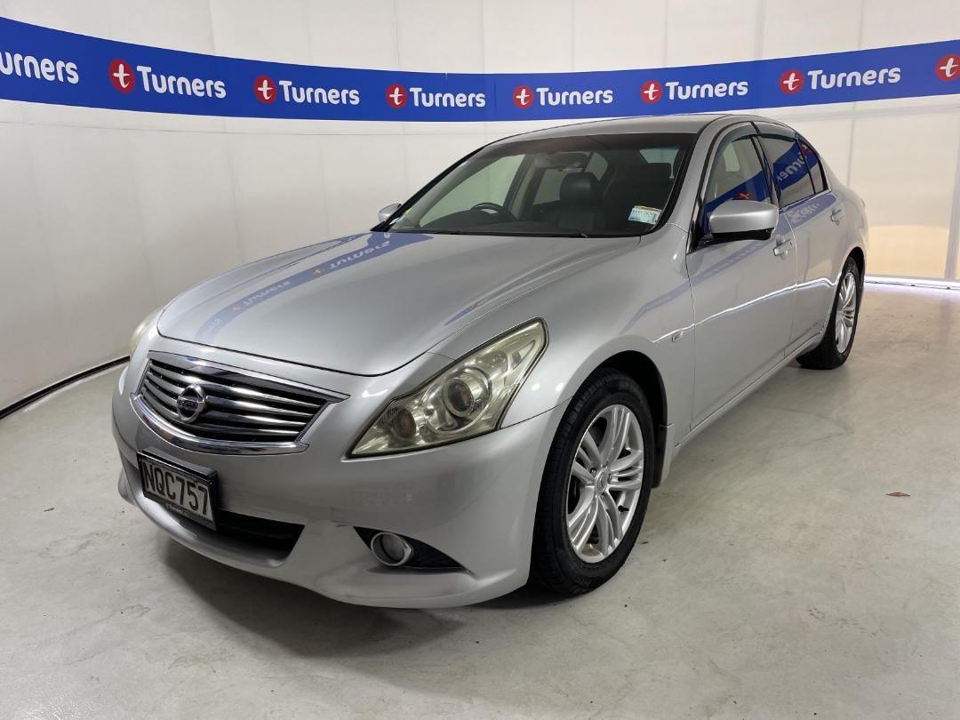 Photo '4' of Nissan Skyline