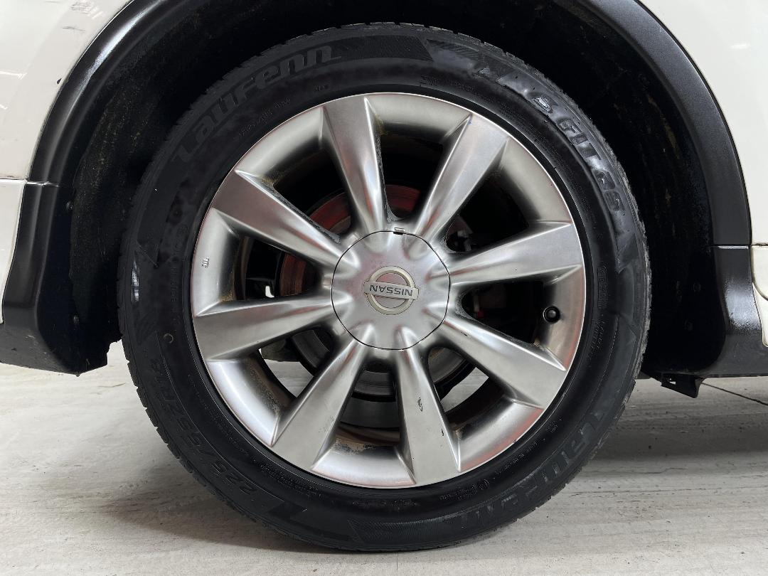 Photo '12' of Nissan Skyline