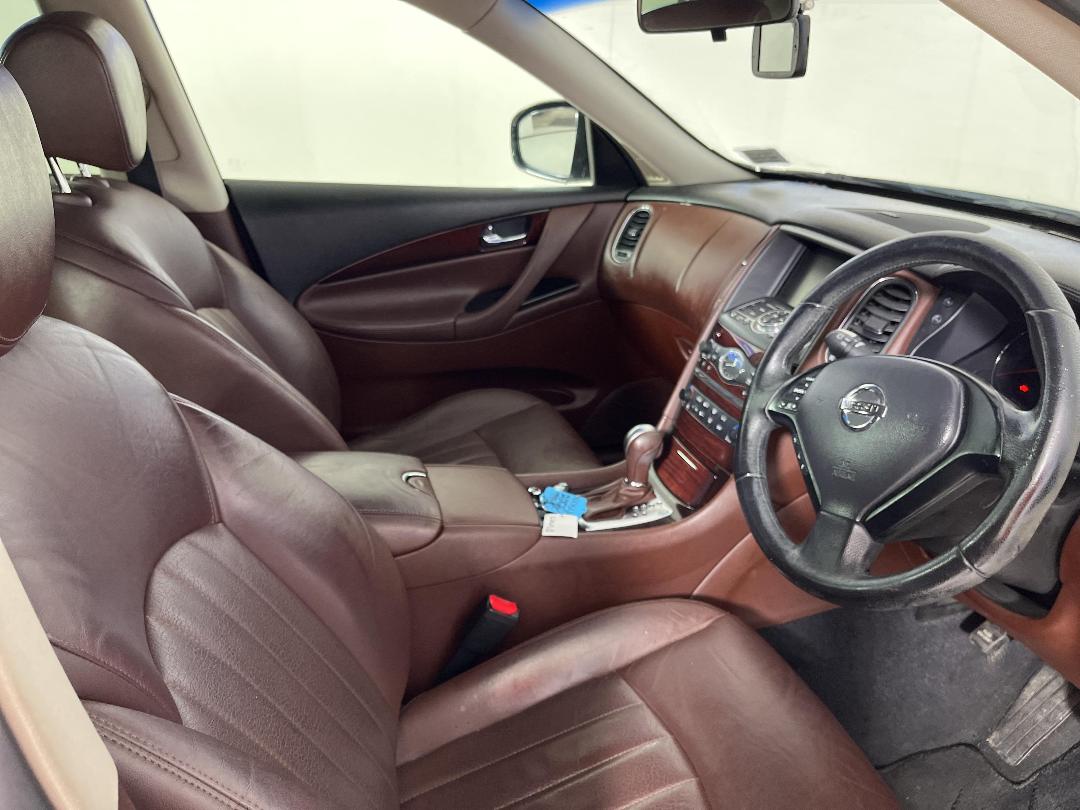 Photo '16' of Nissan Skyline