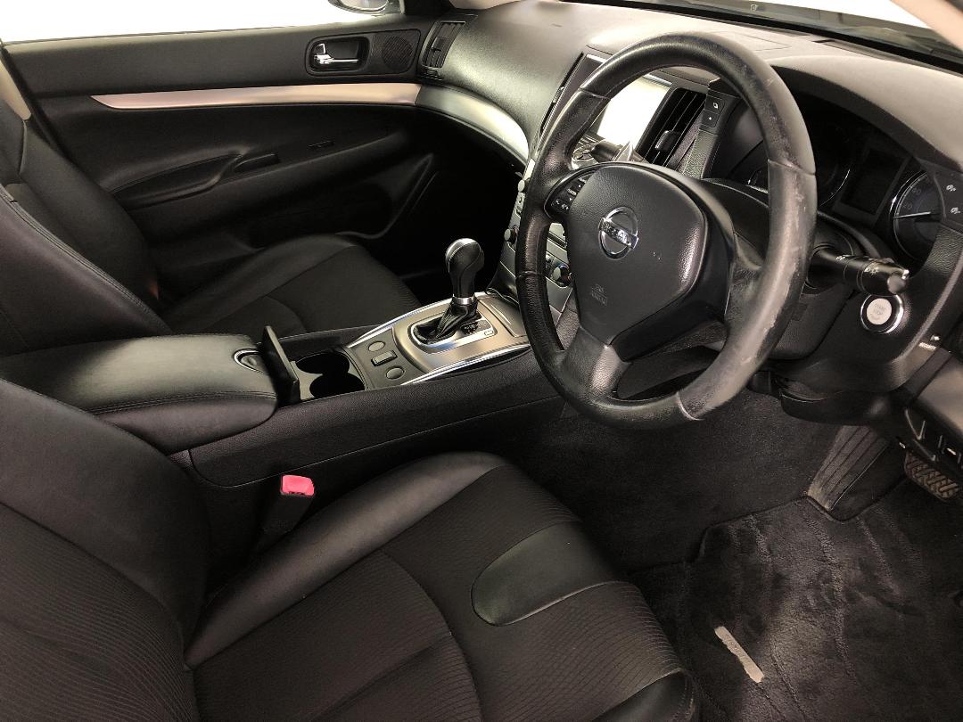 Photo '16' of Nissan Skyline