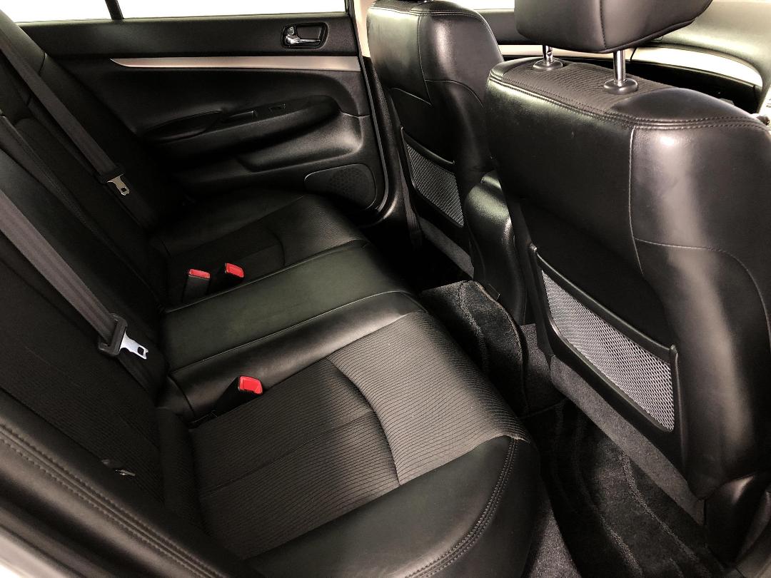 Photo '20' of Nissan Skyline