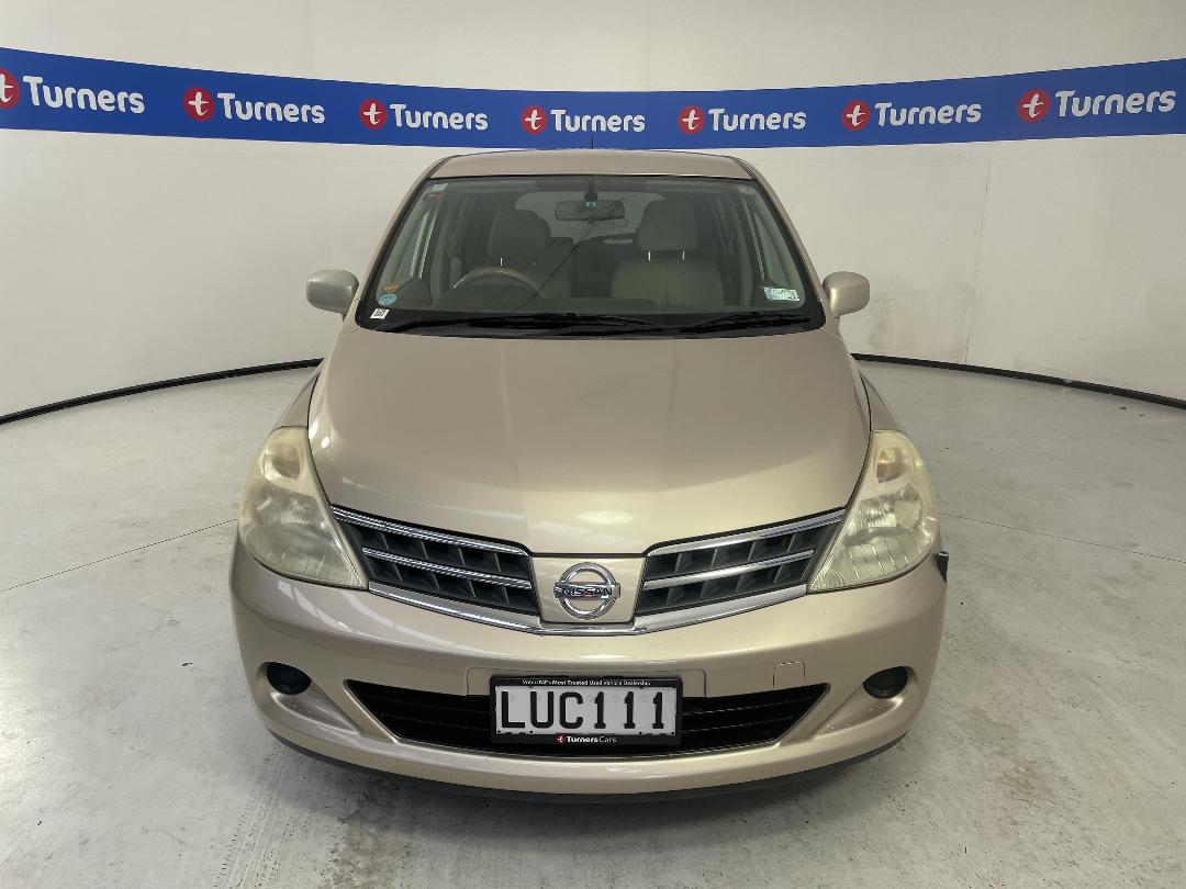 Photo '2' of Nissan Tiida Photo '2' of Nissan Tiida