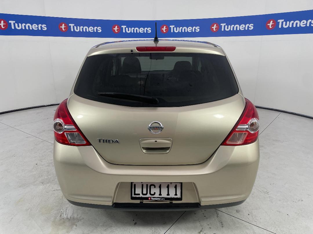 Photo '6' of Nissan Tiida Photo '6' of Nissan Tiida