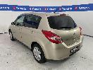 Thumbnail '5' of Nissan Tiida