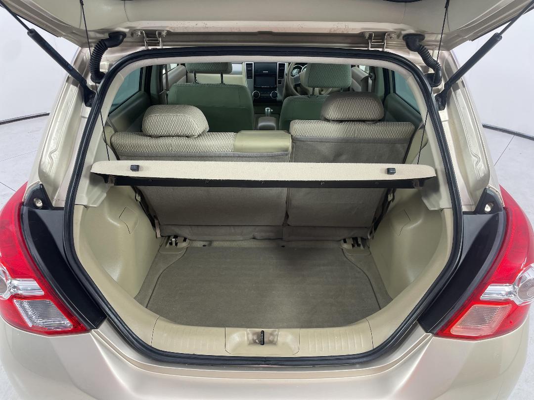 Photo '14' of Nissan Tiida Photo '14' of Nissan Tiida