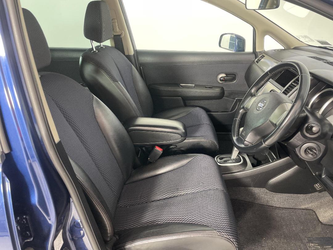 Photo '16' of Nissan Tiida Photo '16' of Nissan Tiida