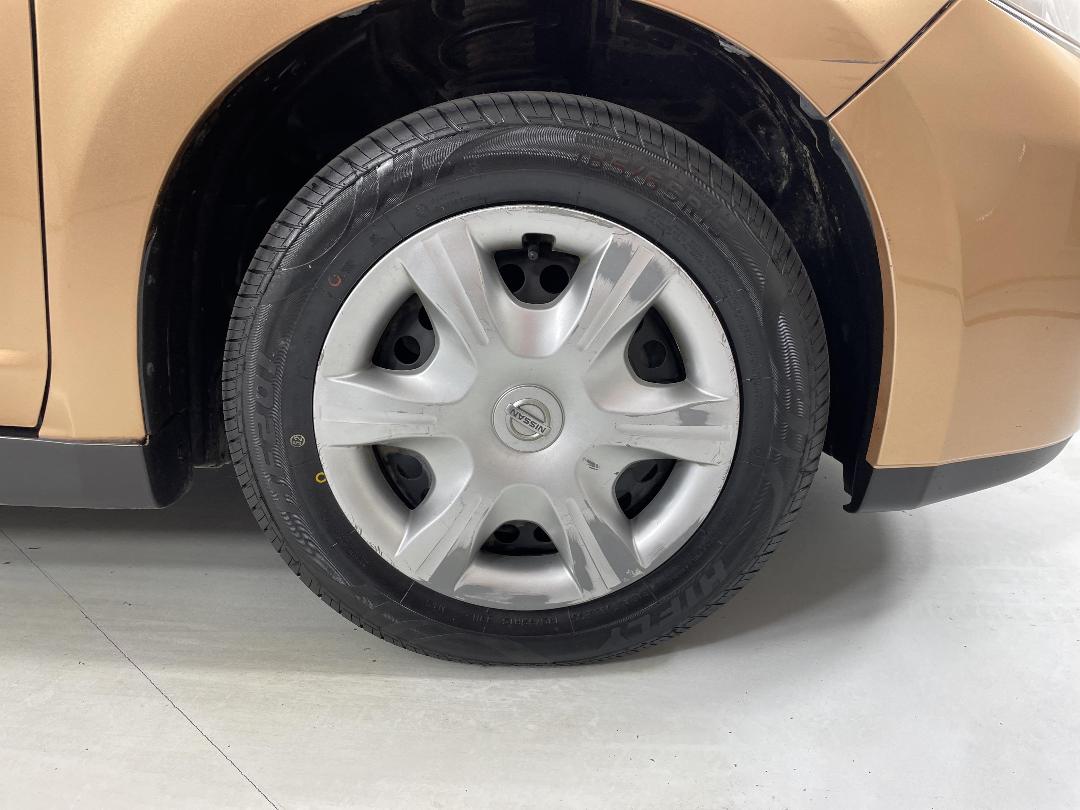 Photo '9' of Nissan Tiida