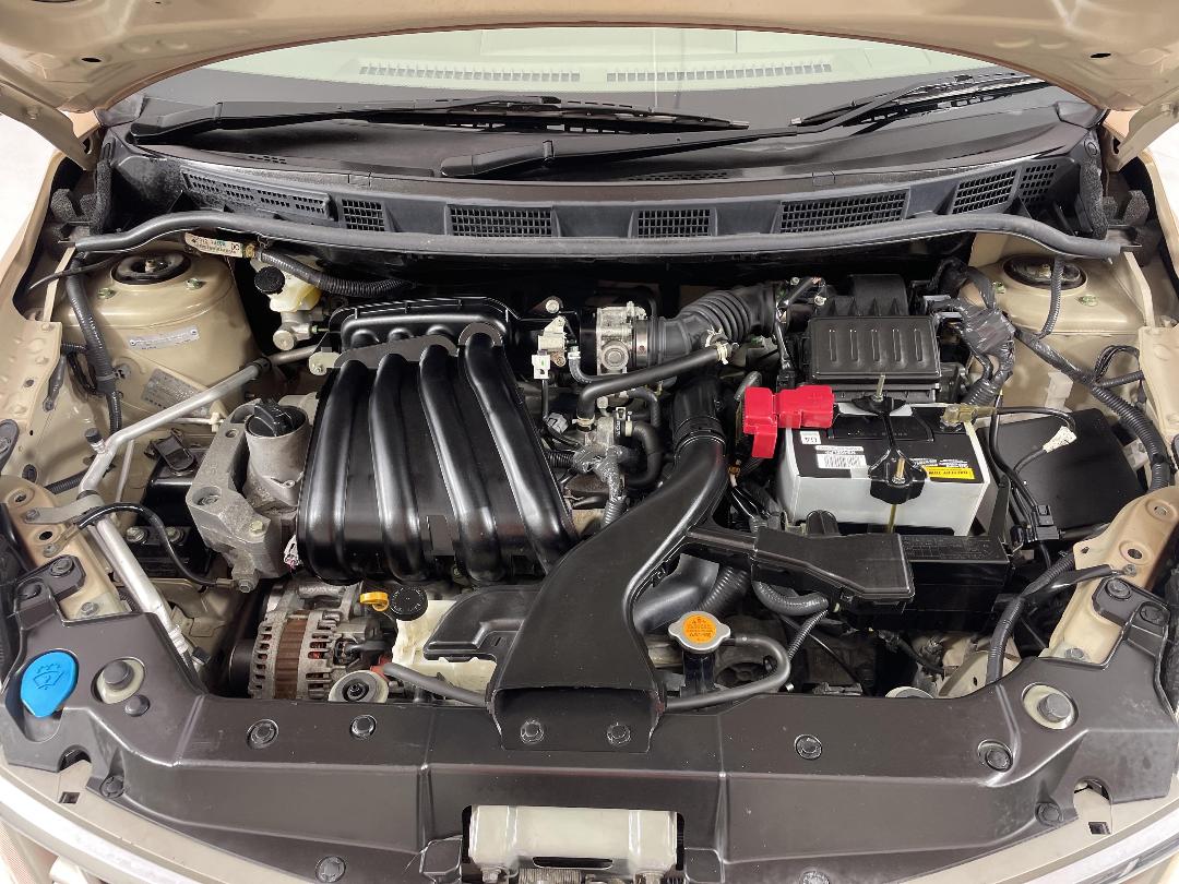 Photo '13' of Nissan Tiida