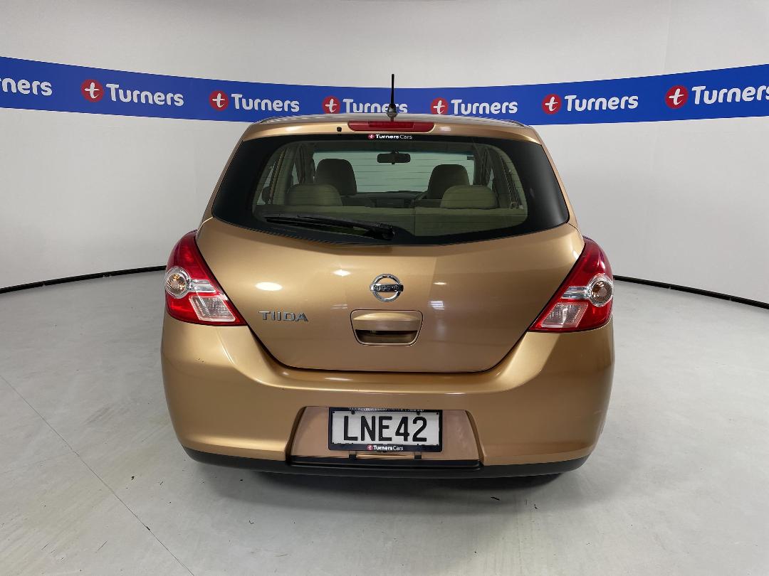 Photo '6' of Nissan Tiida