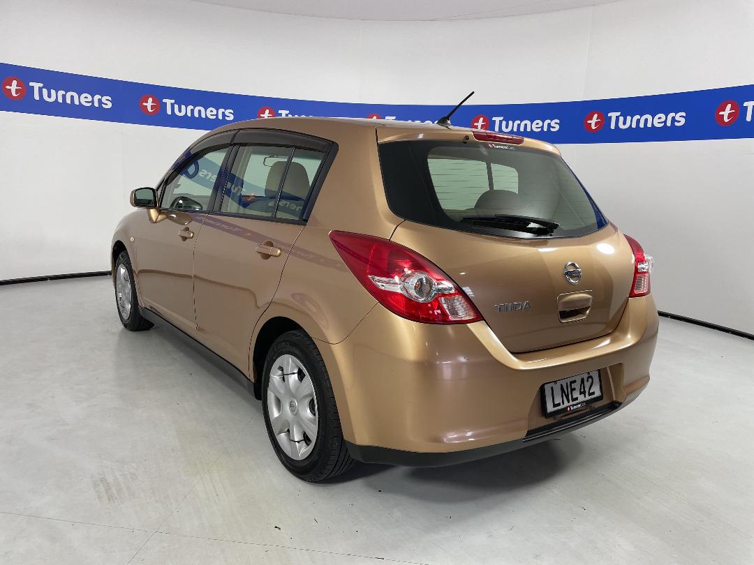 Photo '5' of Nissan Tiida