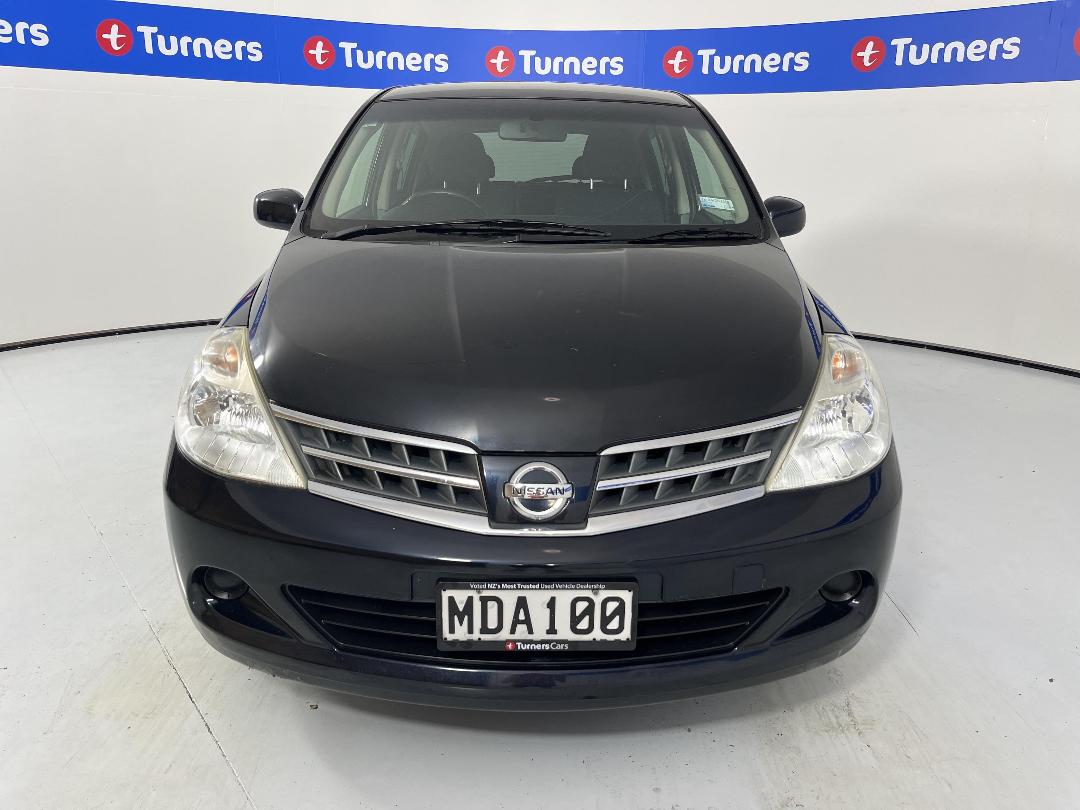 Photo '2' of Nissan Tiida