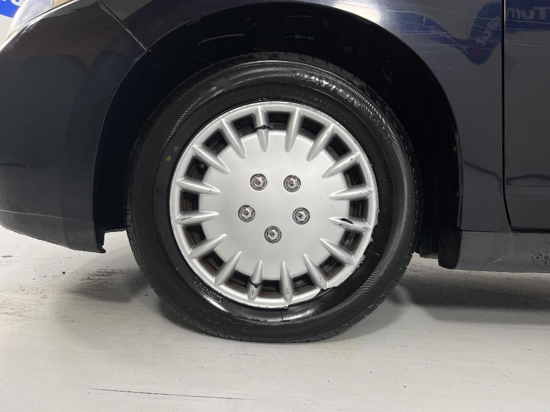 Photo '10' of Nissan Tiida