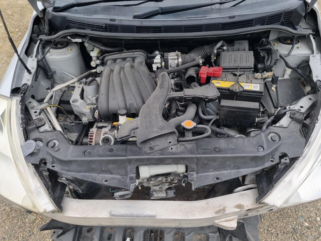 Photo '8' of Nissan Tiida Photo '8' of Nissan Tiida