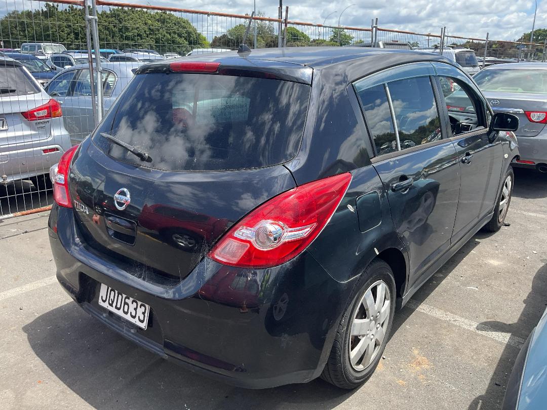 Photo '4' of Nissan Tiida Photo '4' of Nissan Tiida