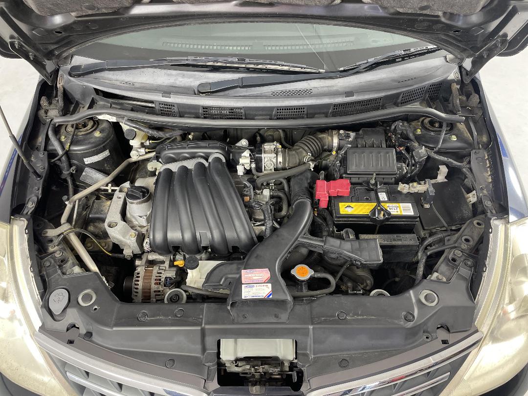 Photo '13' of Nissan Tiida