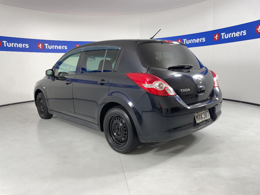 Photo '5' of Nissan Tiida