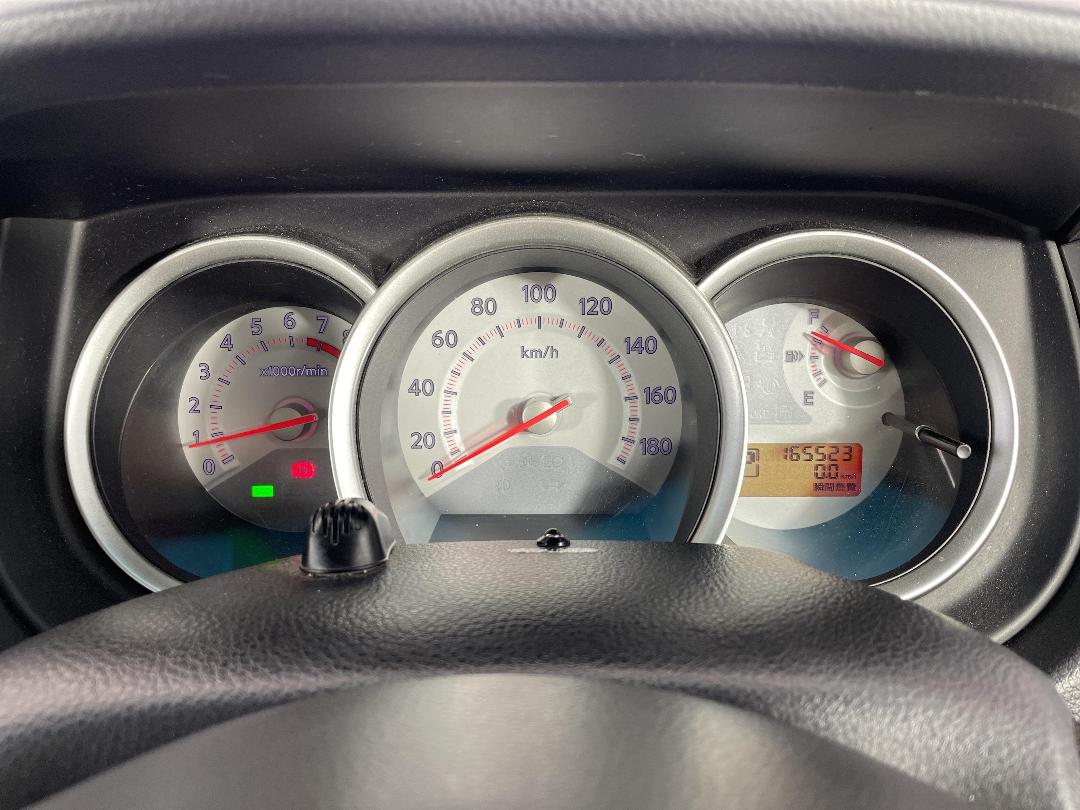 Photo '21' of Nissan Tiida