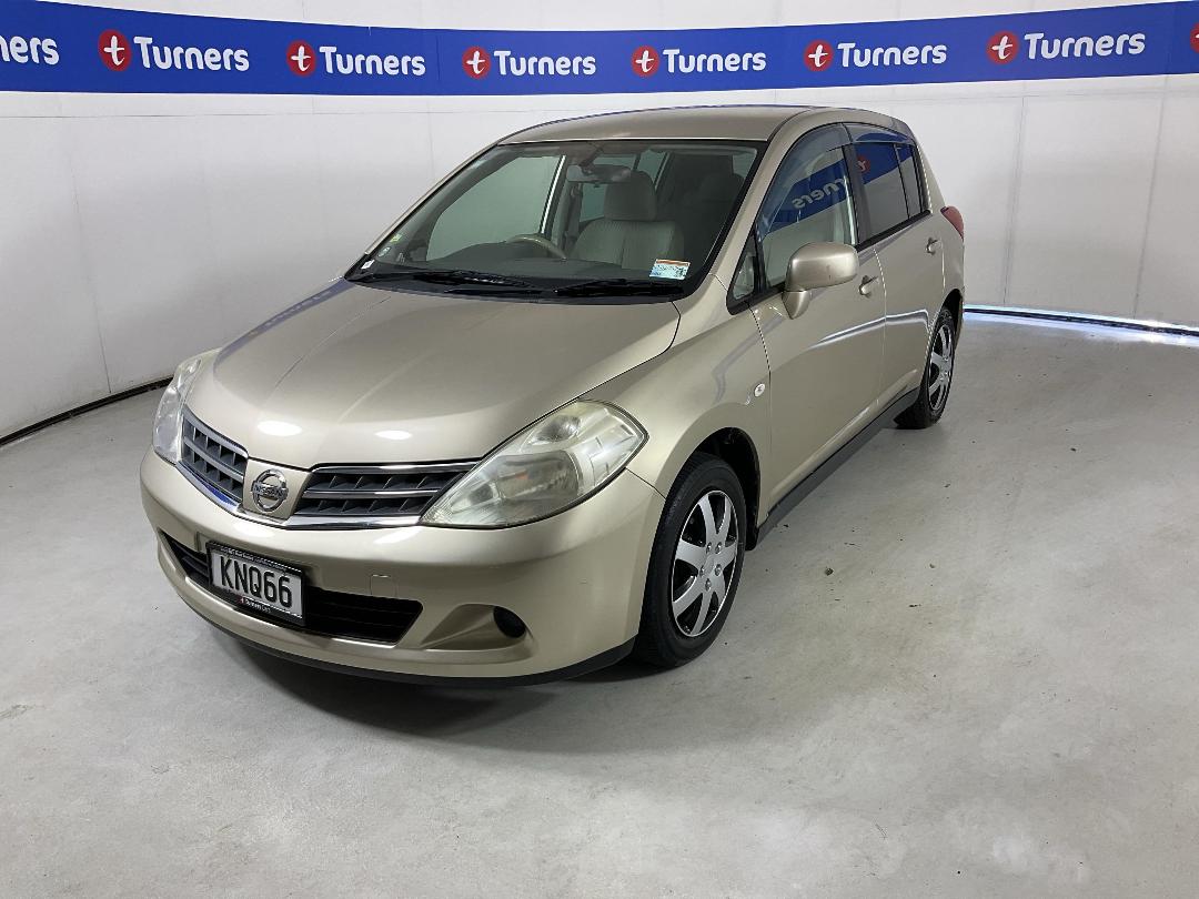 Photo '4' of Nissan Tiida