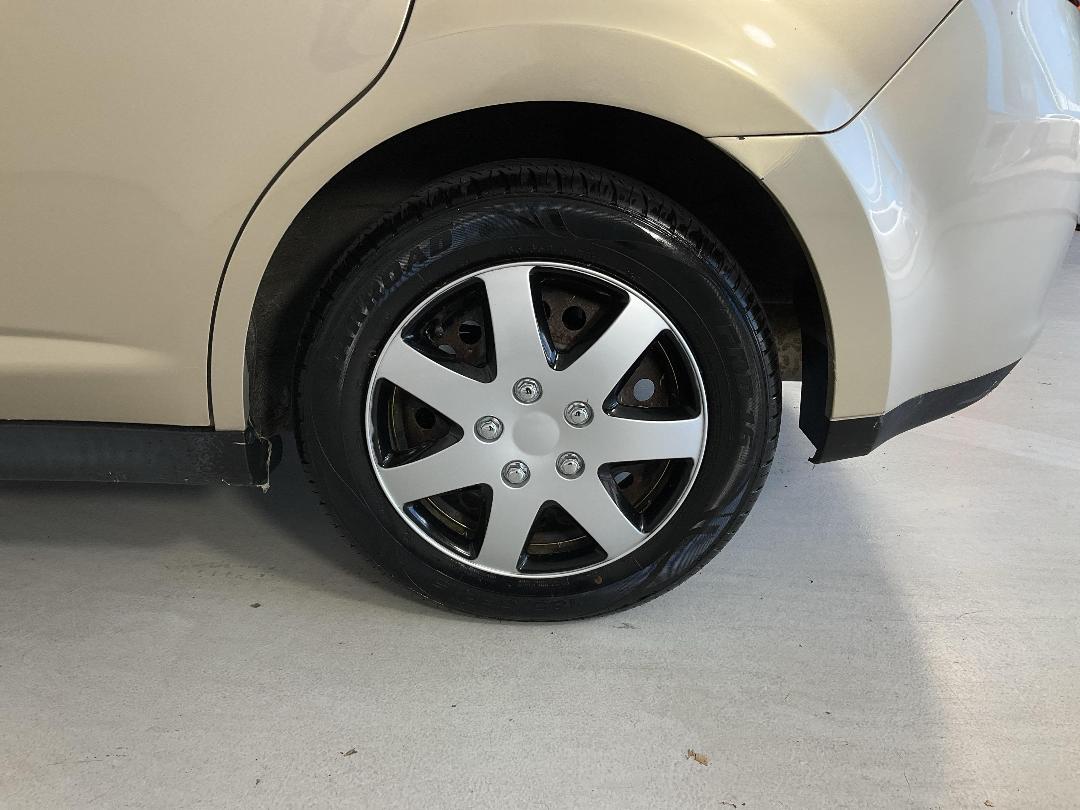 Photo '11' of Nissan Tiida