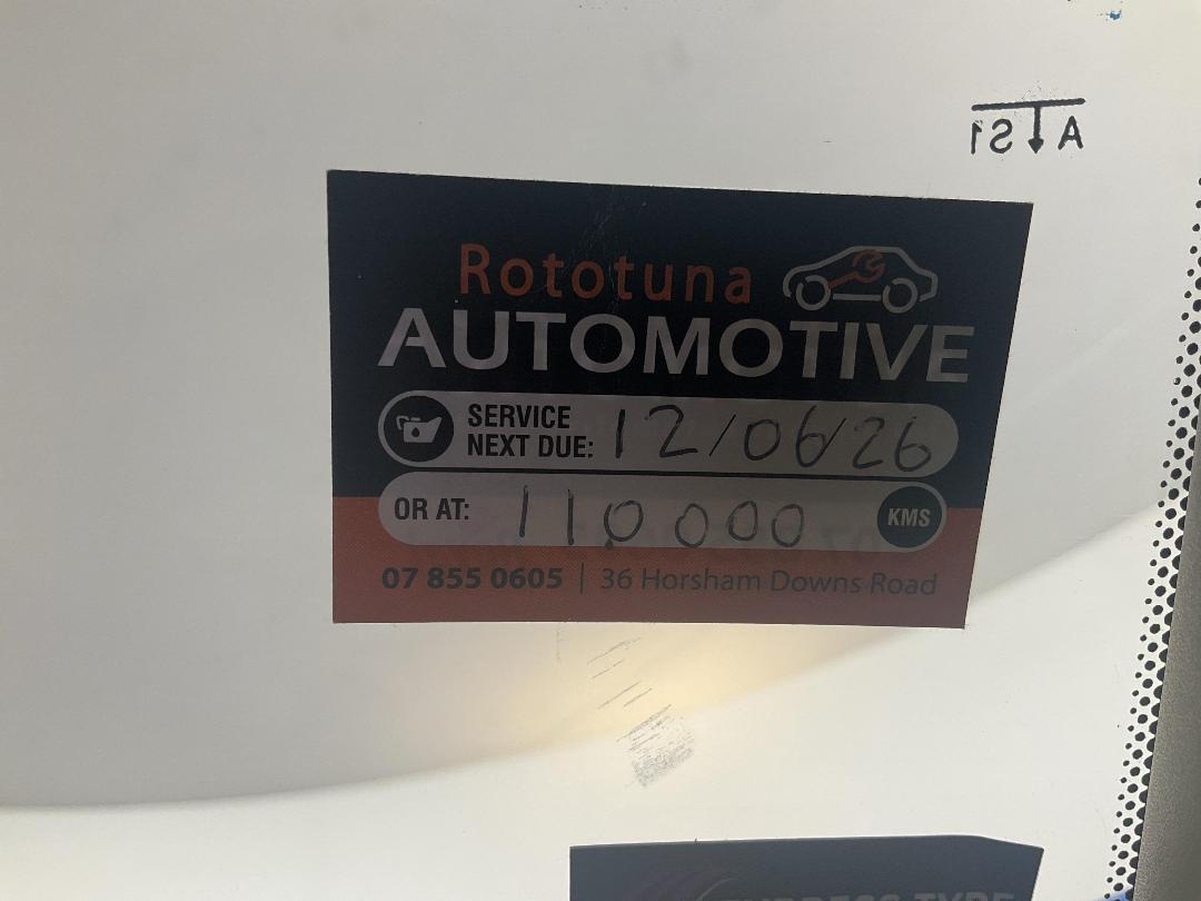 Photo '24' of Nissan Tiida Photo '24' of Nissan Tiida