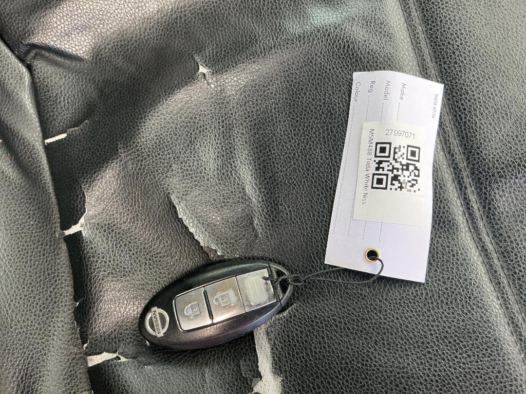 Photo '11' of Nissan Tiida