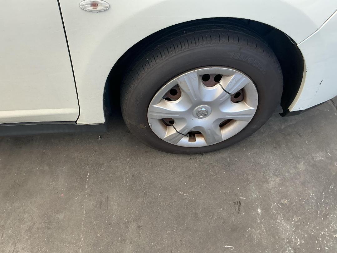 Photo '25' of Nissan Tiida