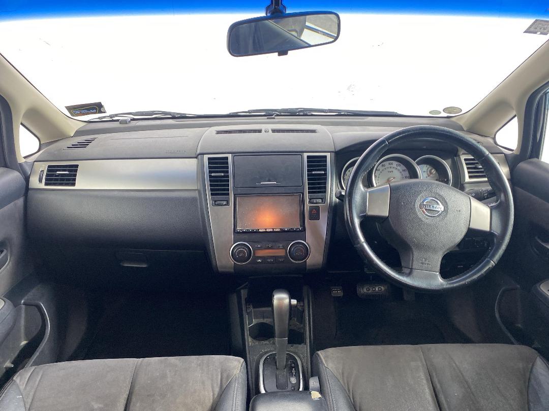 Photo '17' of Nissan Tiida