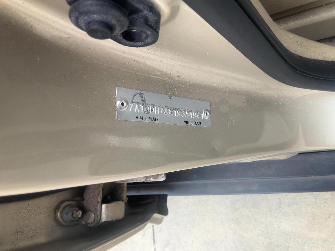 Photo '11' of Nissan Tiida