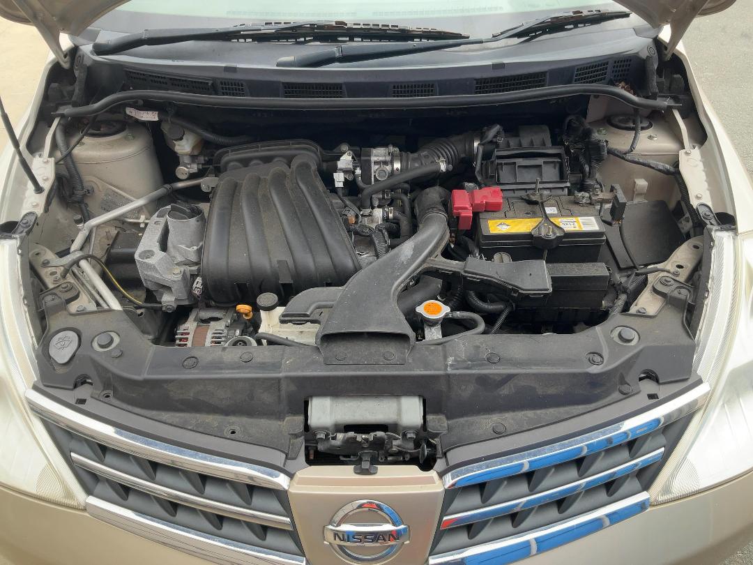 Photo '13' of Nissan Tiida