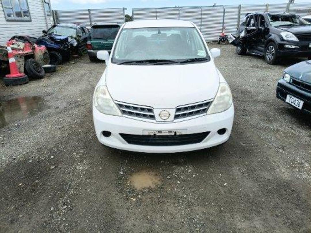 Photo '3' of Nissan Tiida Latio