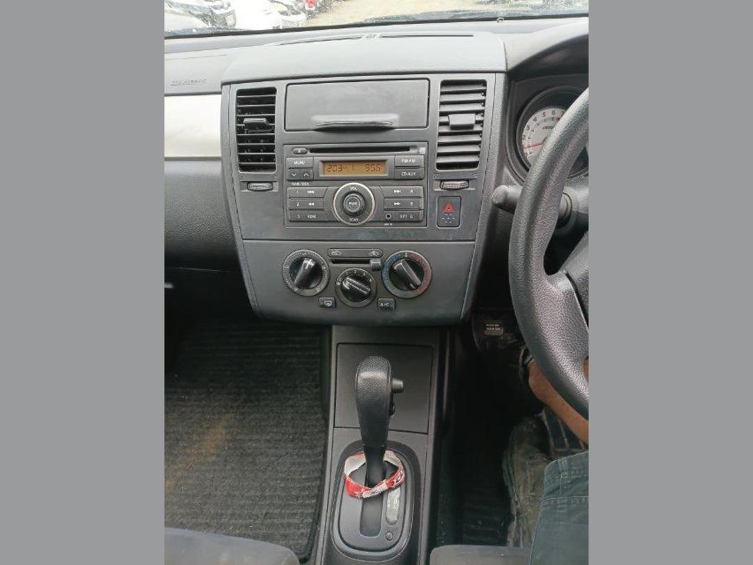 Photo '6' of Nissan Tiida Latio