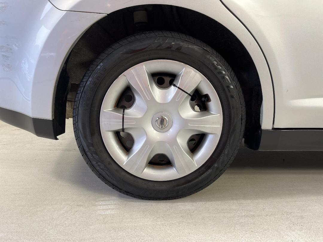 Photo '12' of Nissan Tiida