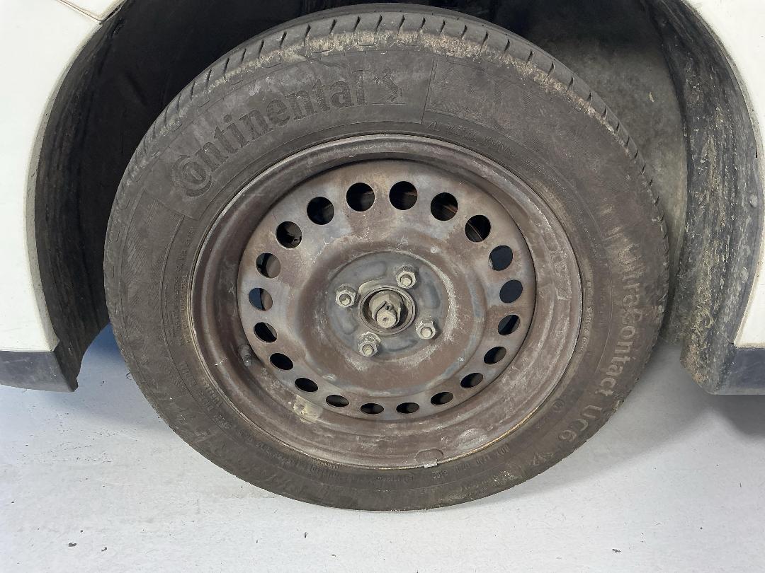 Photo '5' of Nissan Wingroad