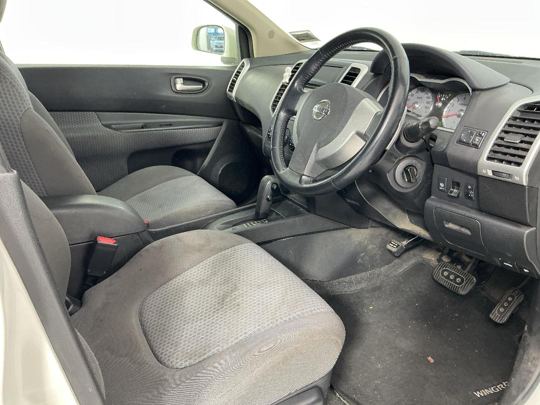 Photo '14' of Nissan Wingroad