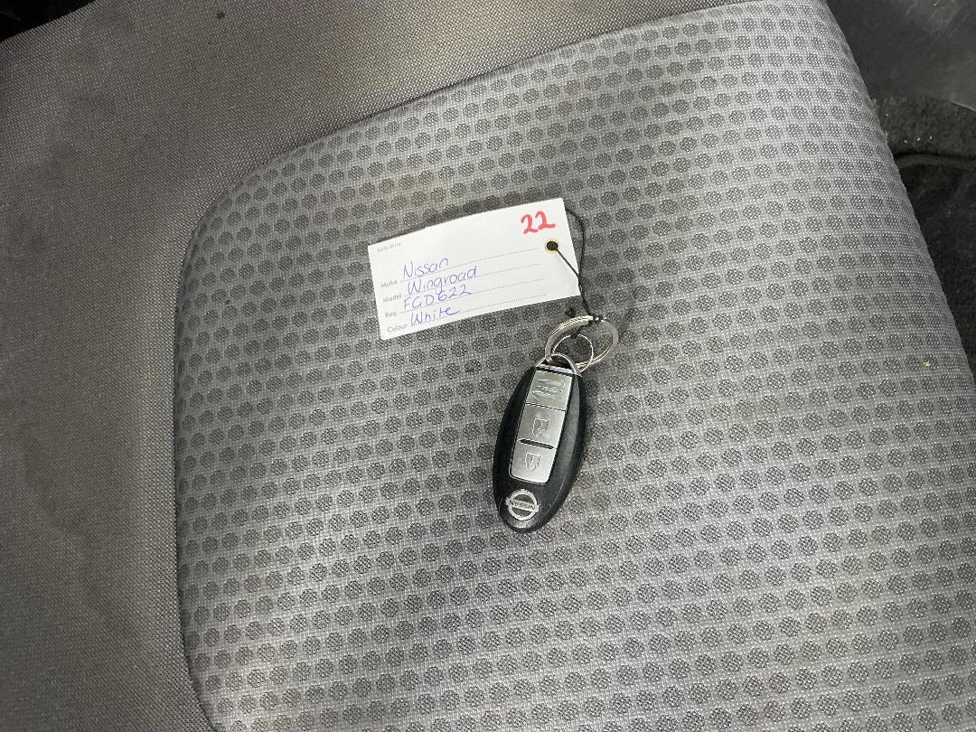 Photo '15' of Nissan Wingroad