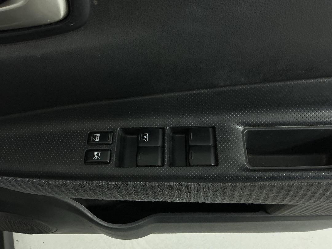 Photo '21' of Nissan Wingroad