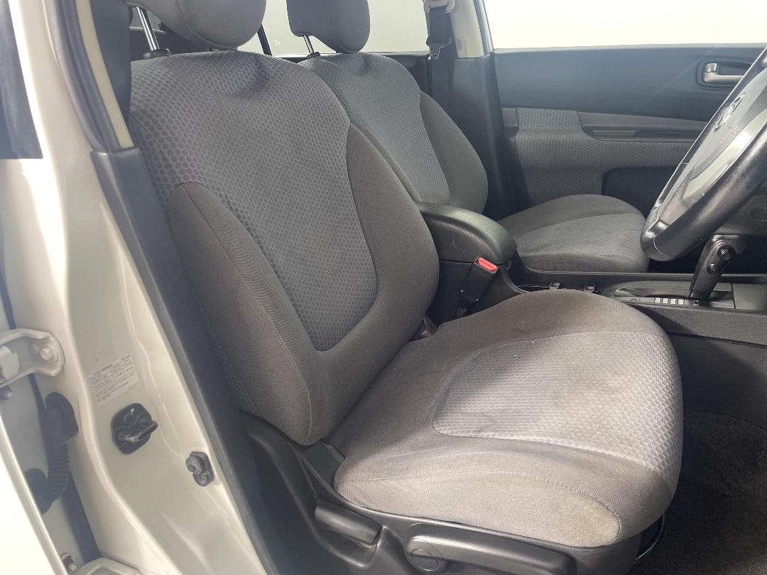 Photo '16' of Nissan Wingroad