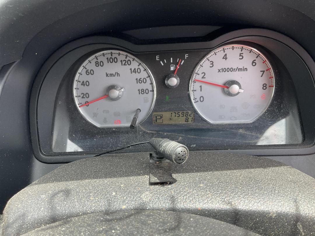 Photo '10' of Nissan Wingroad