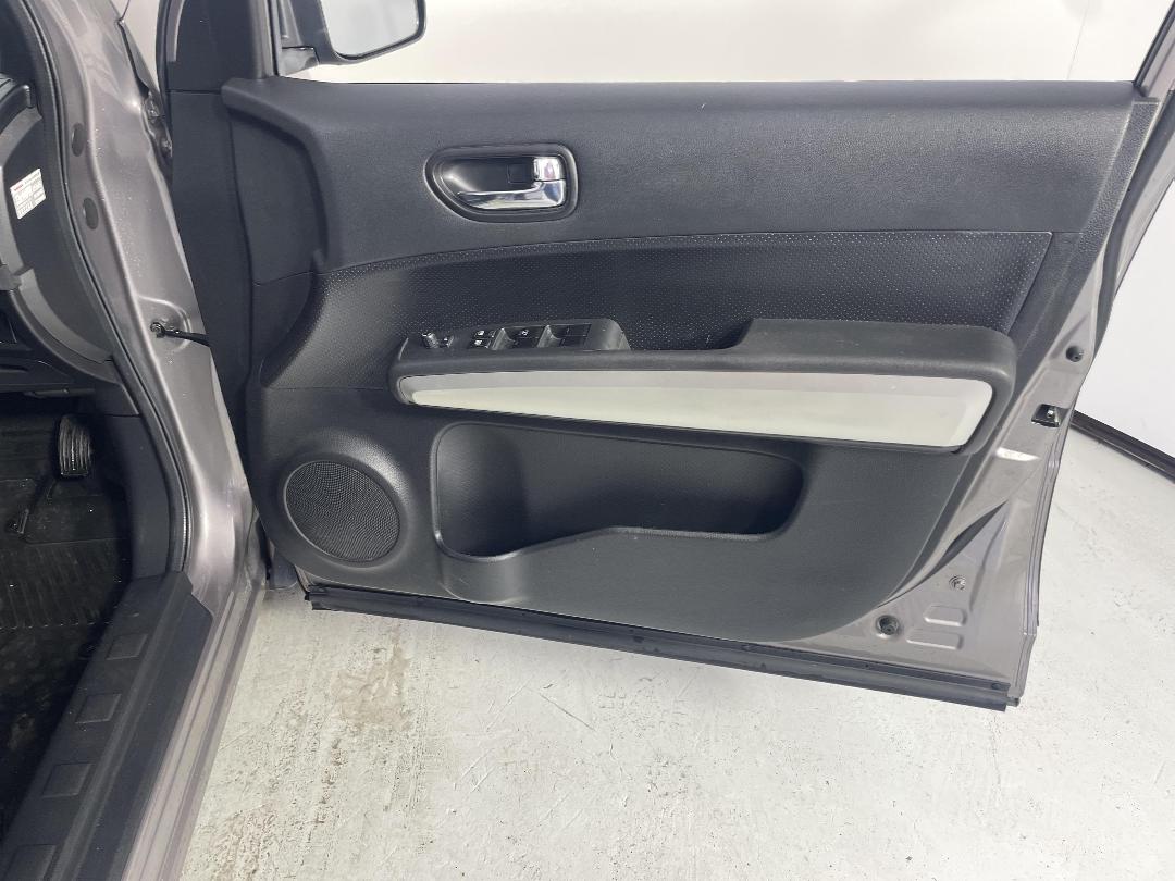 Photo '15' of Nissan X-Trail Photo '15' of Nissan X-Trail