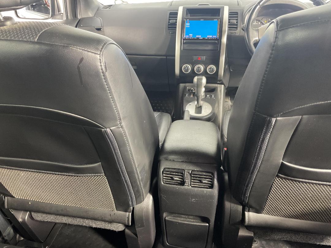 Photo '18' of Nissan X-Trail Photo '18' of Nissan X-Trail