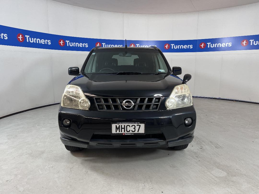 Photo '2' of Nissan X-Trail