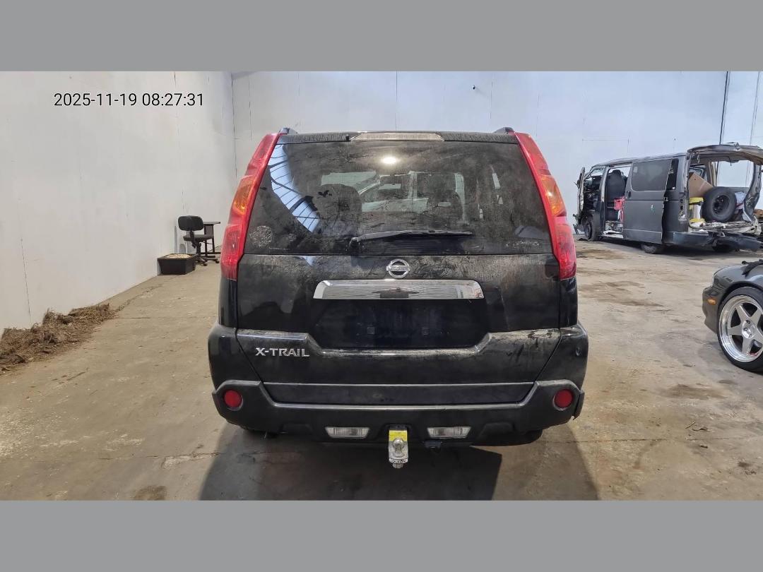 Photo '3' of Nissan X-Trail Photo '3' of Nissan X-Trail