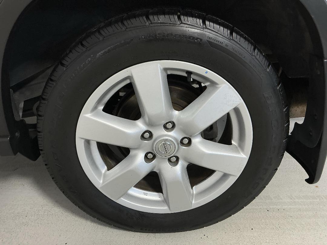 Photo '11' of Nissan X-Trail